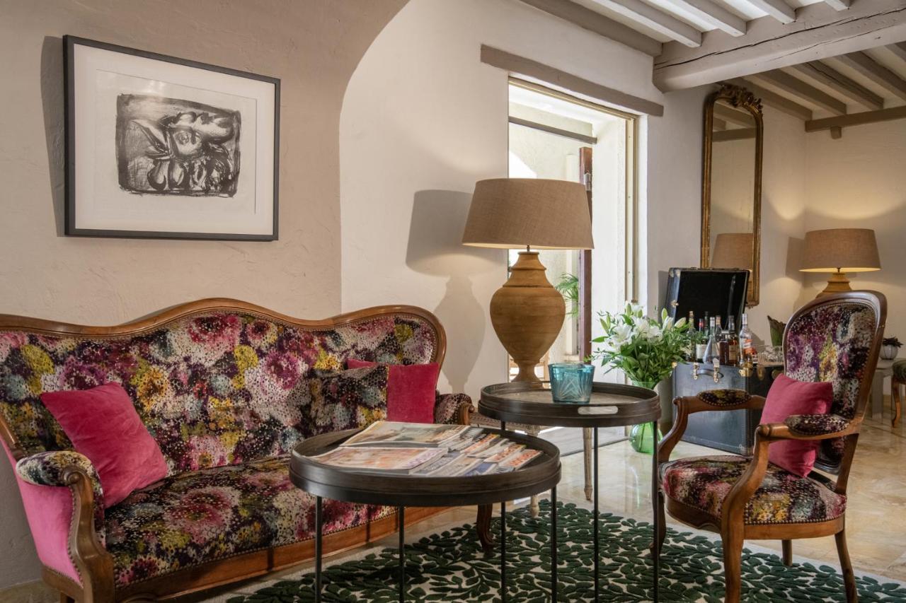 Hotel Les Messugues แซงต์-ปอล-เดอ-วองส์ ภายนอก รูปภาพ